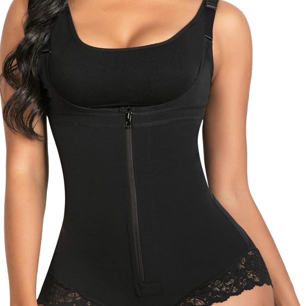 Black Seamless Shapewear Bodysuit with Lace Trim